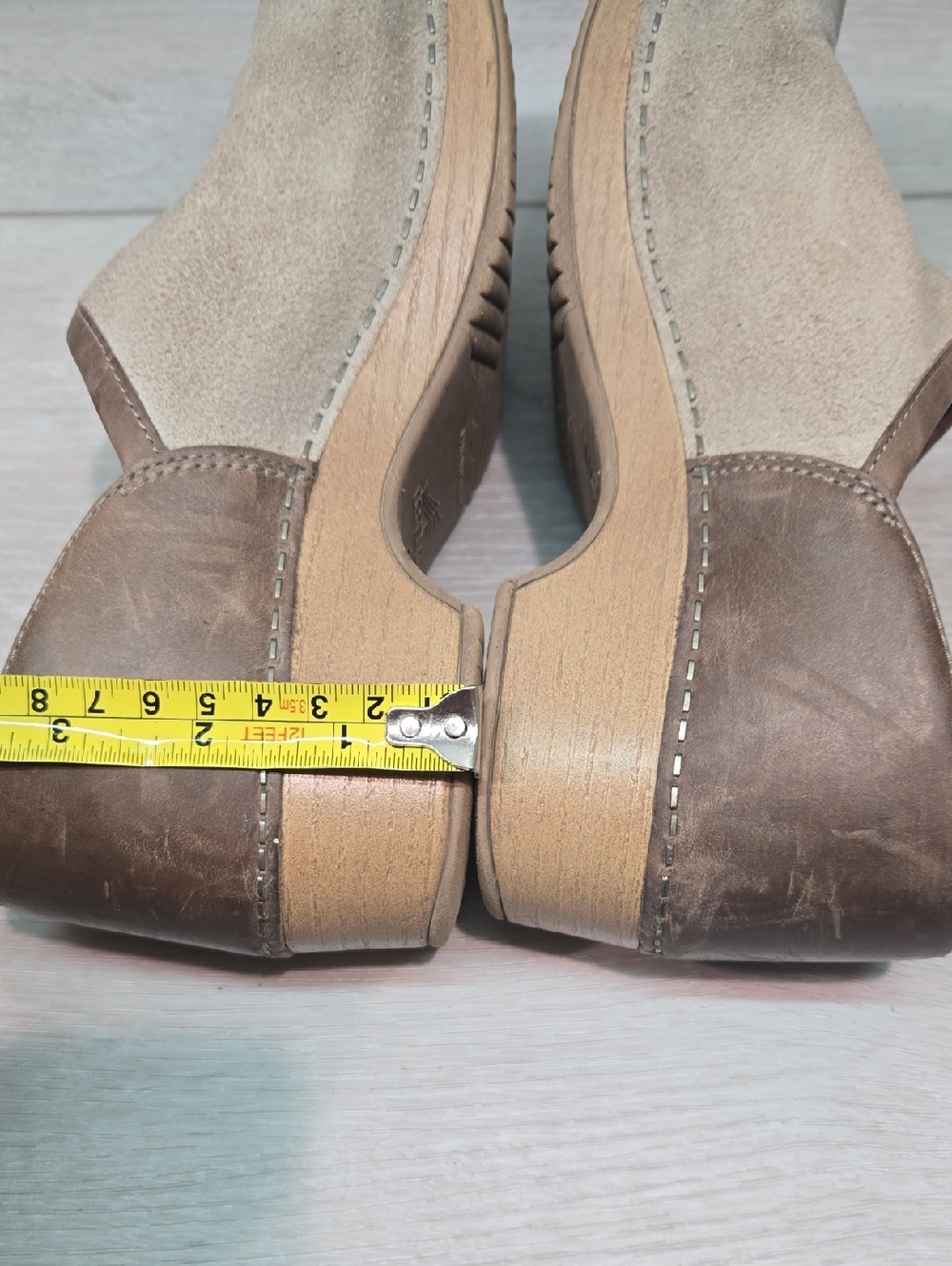 Dansko Women’s Mule Brenna Suede Slip-On Clog in Taupe Shoes Sz 36/5.5-6 - Picture 8 of 10